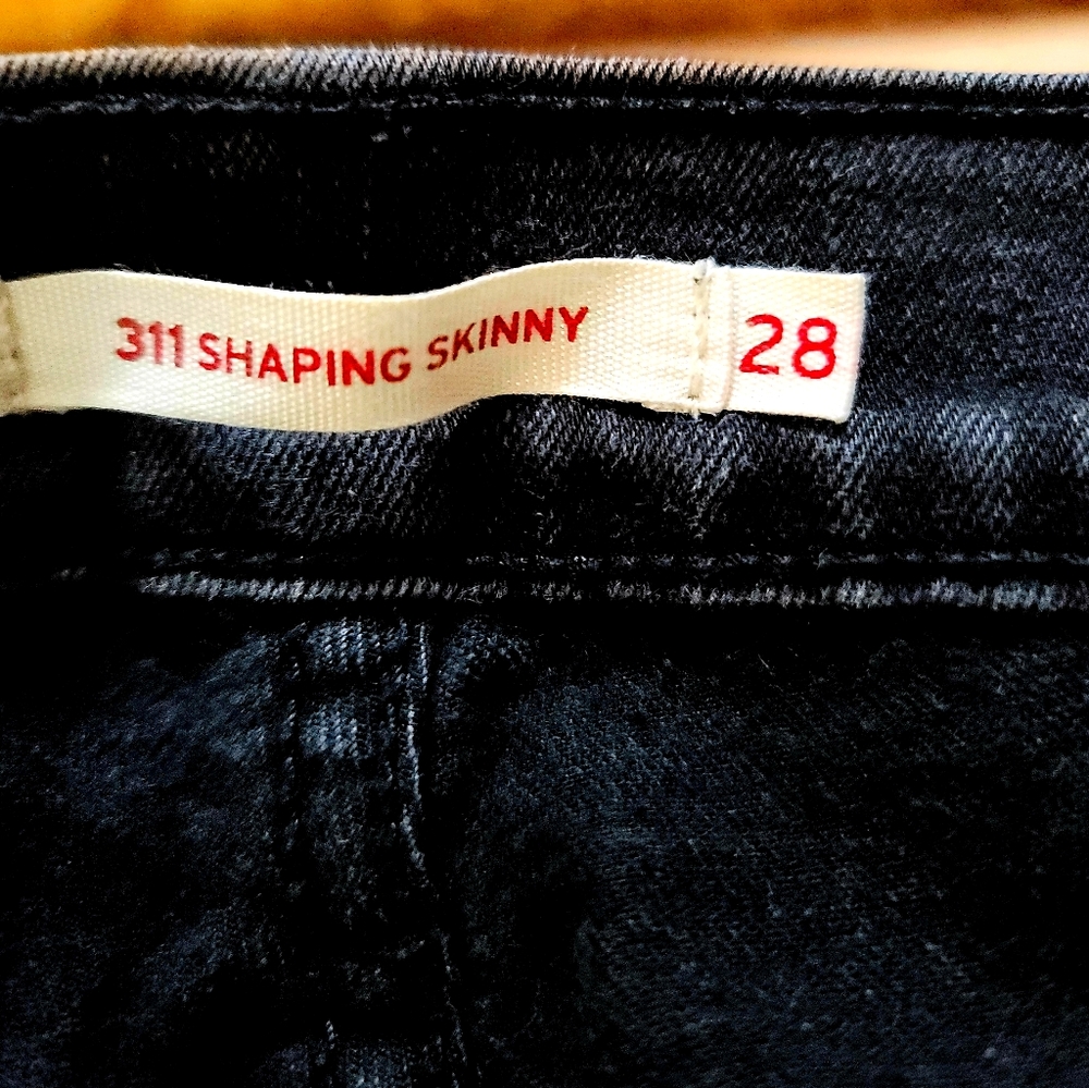 Levis Shaping Skinny Jeans